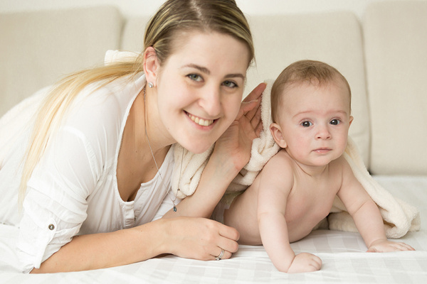 星闻 | 11岁女儿被父亲承诺“18岁可冻卵”:这位好莱坞爸爸,把生育选择提前摆上了餐桌(图2)