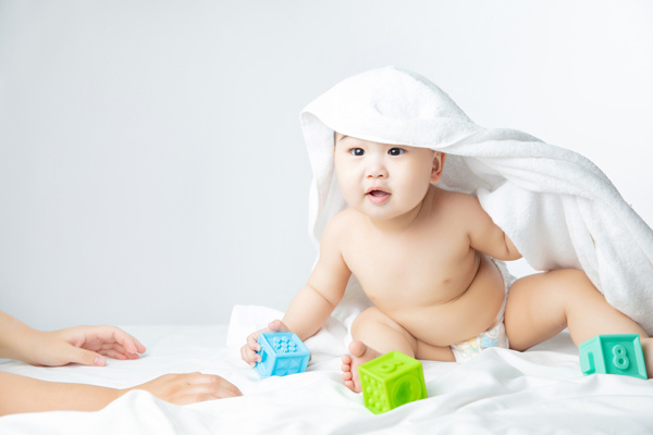 星闻 | 11岁女儿被父亲承诺“18岁可冻卵”:这位好莱坞爸爸,把生育选择提前摆上了餐桌(图3)